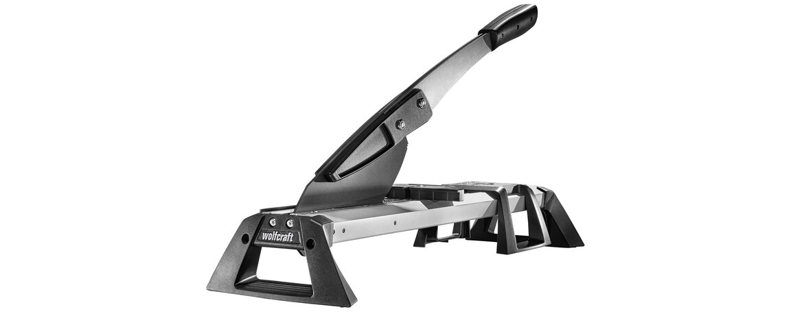 029 - Rezačka vinylu a laminátu Wolfcraft VLC 800 k: 008951
